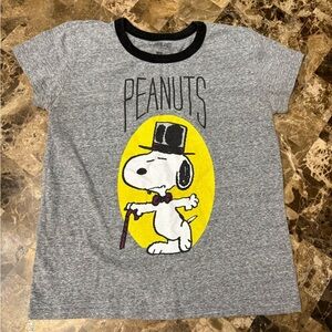 Peanuts snoopy design short sleeve small-medium